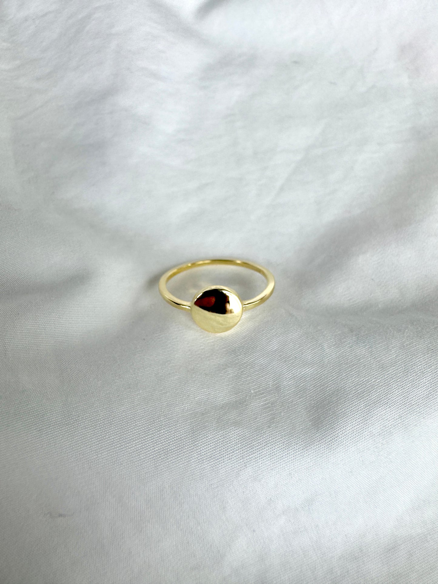 Minimal Oval Shape Ring – 18K Gold Vermeil on Sterling Silver