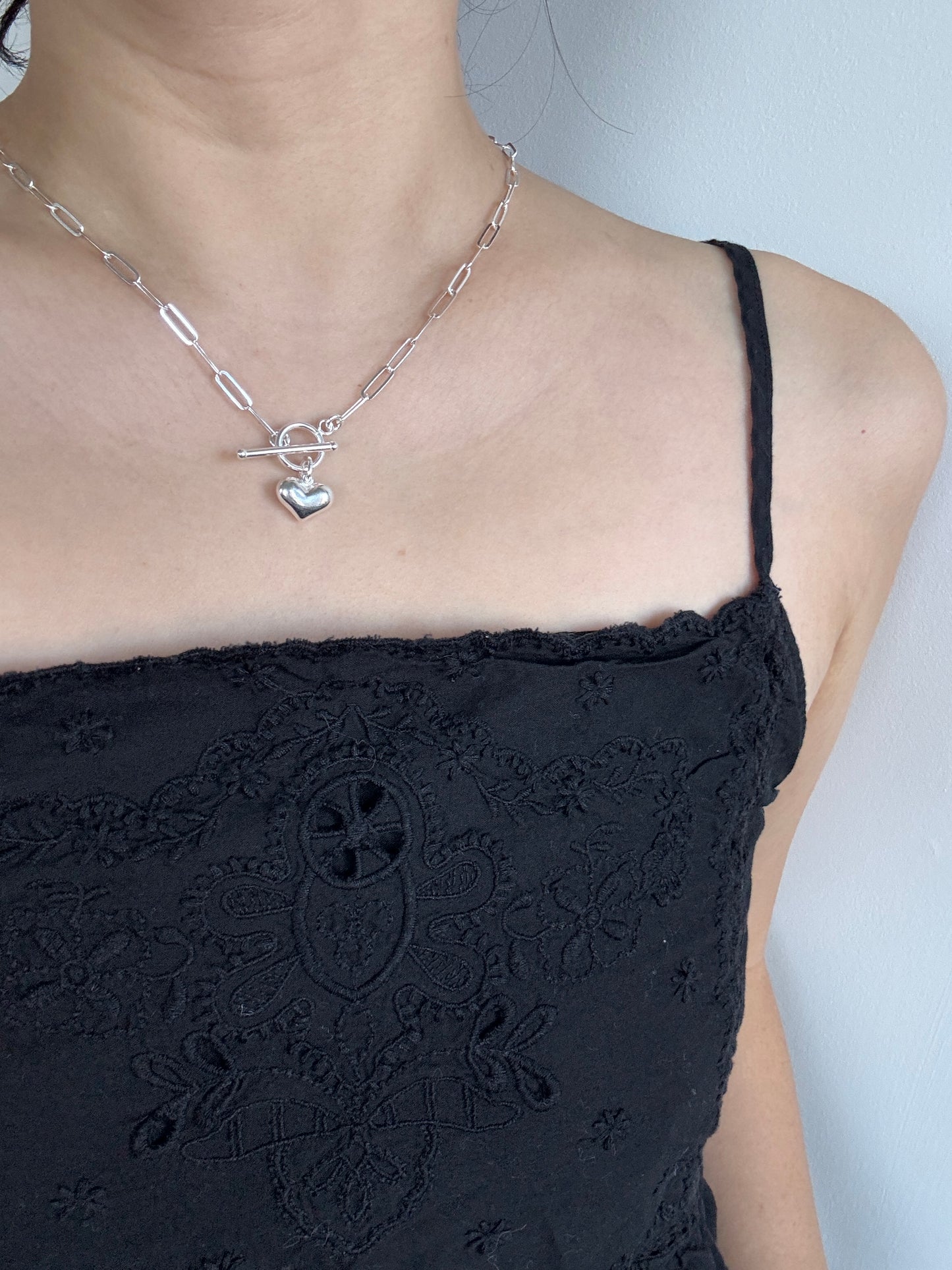 ✧ Chunky Silver Heart Necklace – Paperclip Chain with Toggle Clasp