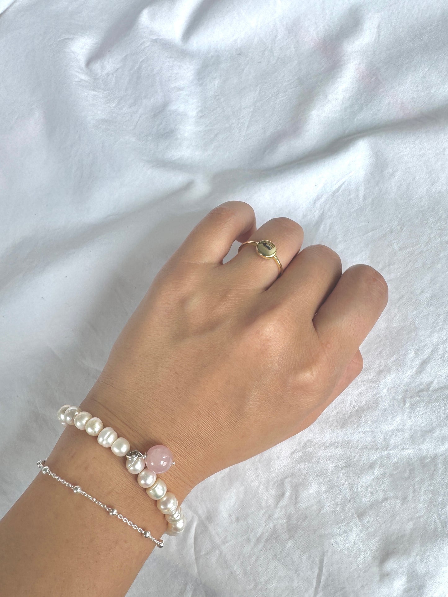 Minimal Oval Shape Ring – 18K Gold Vermeil on Sterling Silver