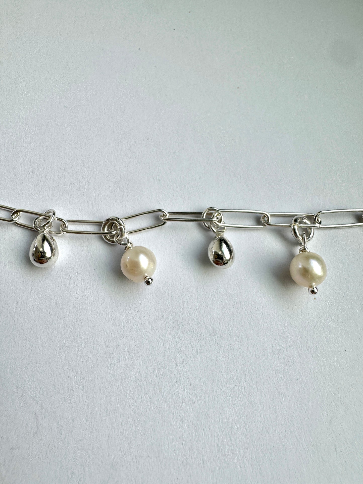 Pearl & Silver Drop Bracelet – Designed by Jenlet