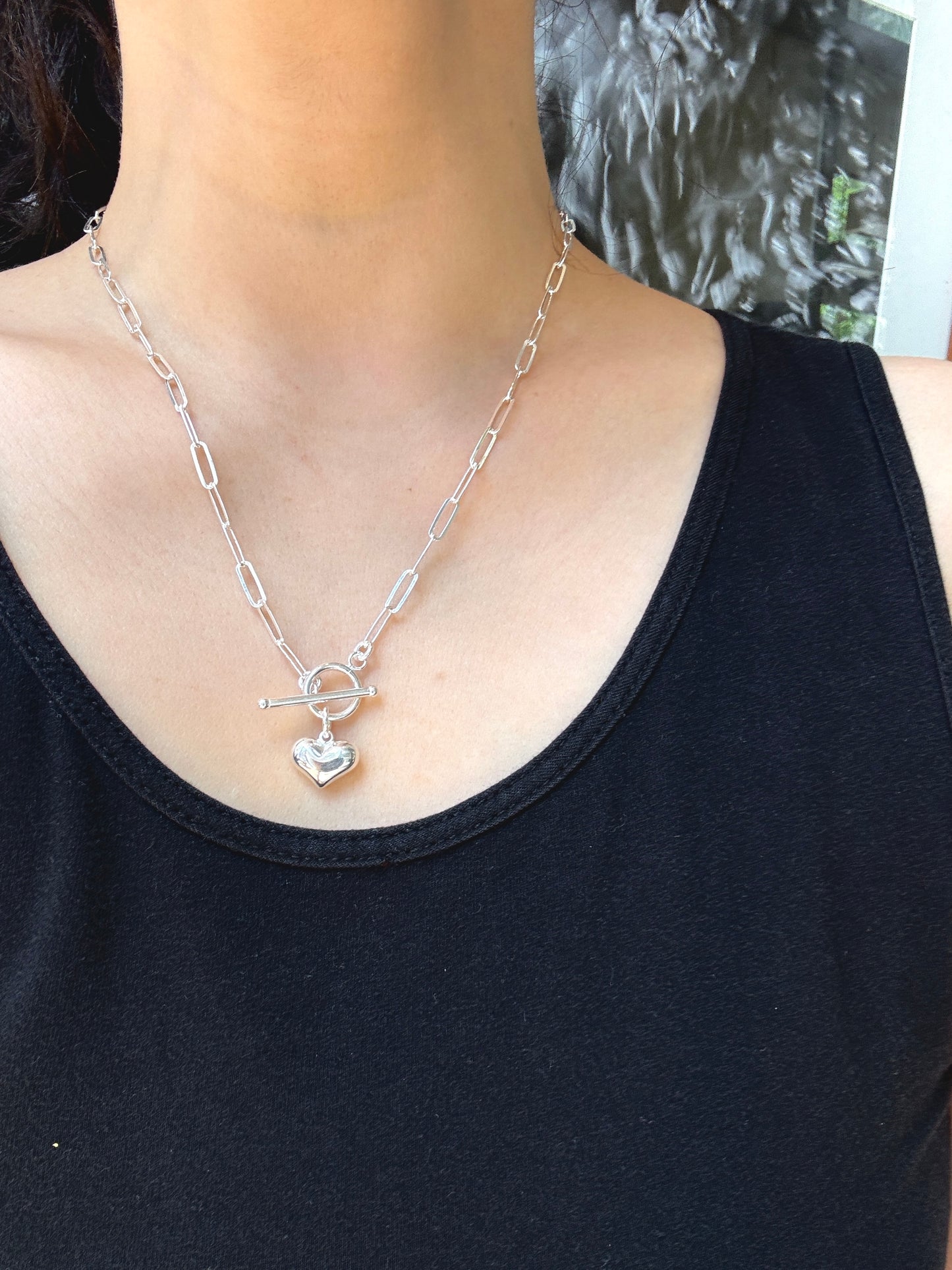 ✧ Chunky Silver Heart Necklace – Paperclip Chain with Toggle Clasp