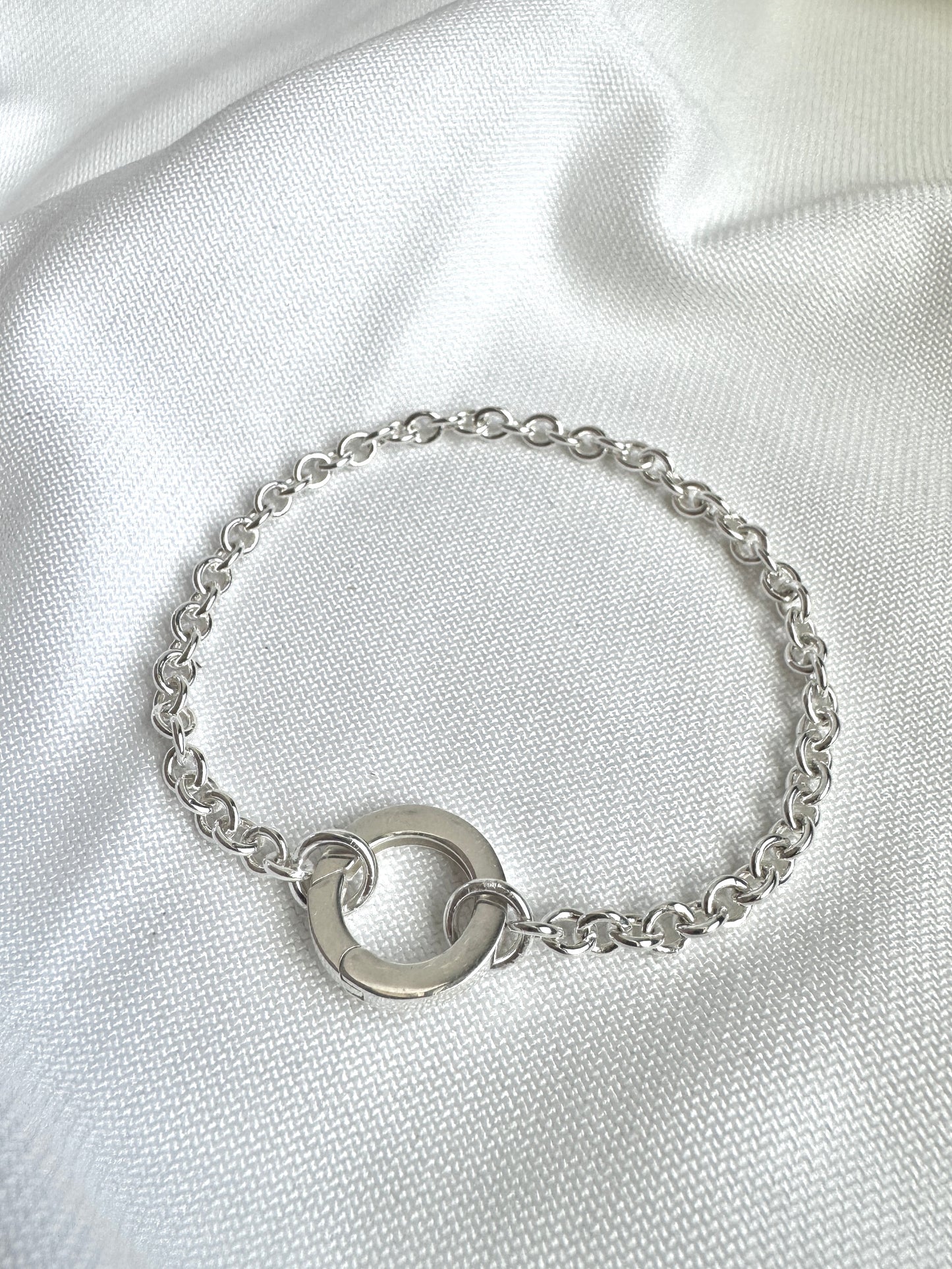 Circle Link Silver Bracelet – Minimal & Handmade
