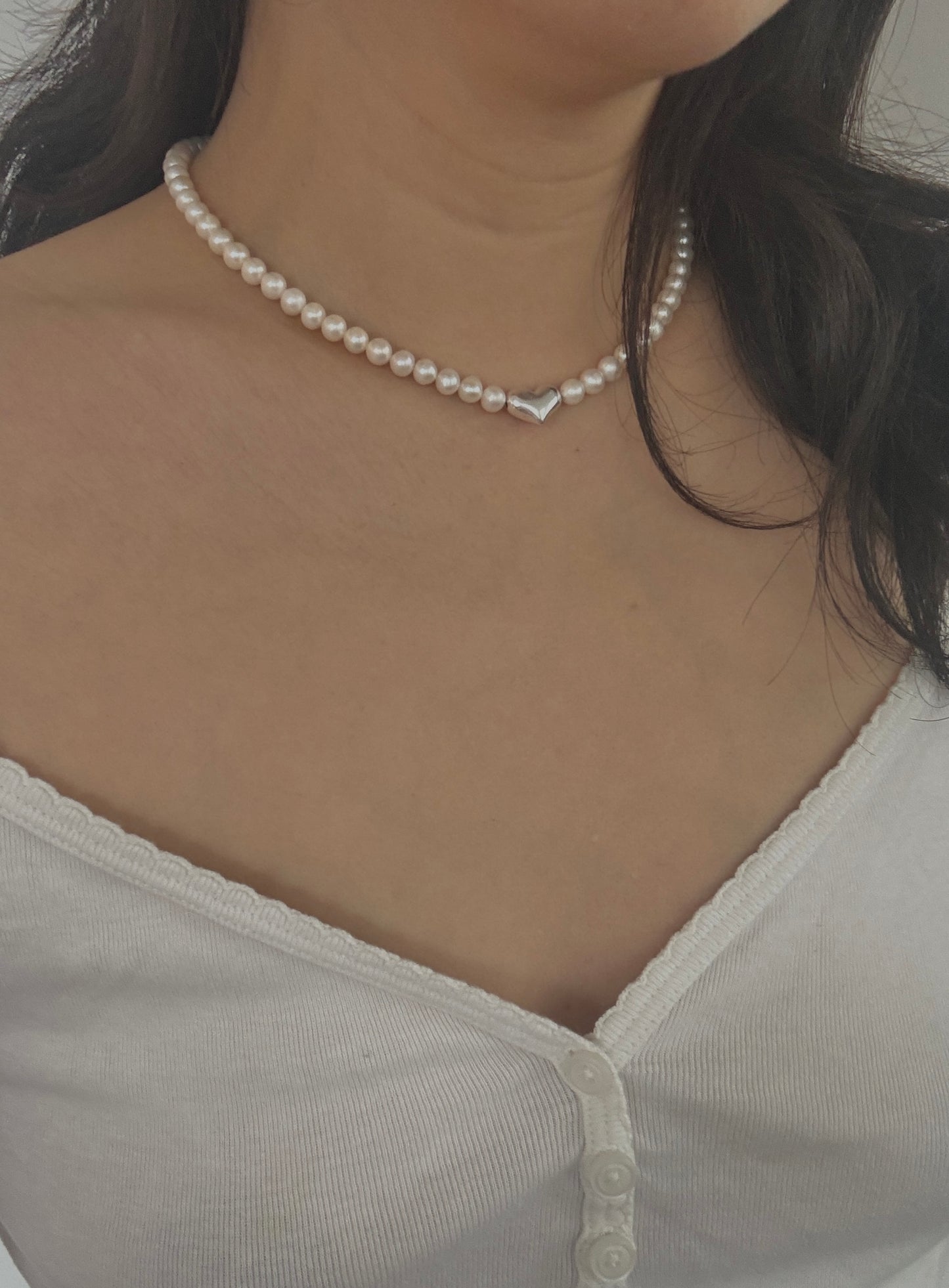 ✧ Handmade Pearl Choker with Silver Heart – by Jenlet