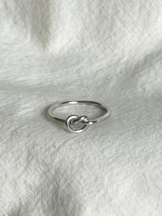 Pretzel Band-Twisted Sterling Silver Ring – 1.5mm