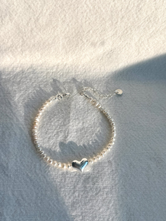 Freshwater Pearl Bracelet with Silver Heart – Adjustable 6.5” to 8”