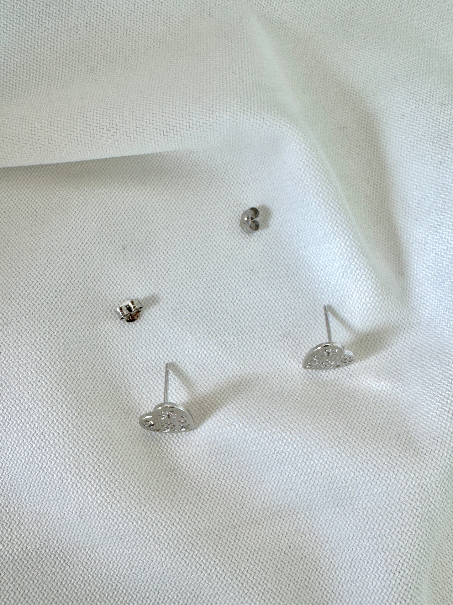20mm Heart Stud Earrings – Gold Plated or Silver with Engraving & Cubic Zirconia